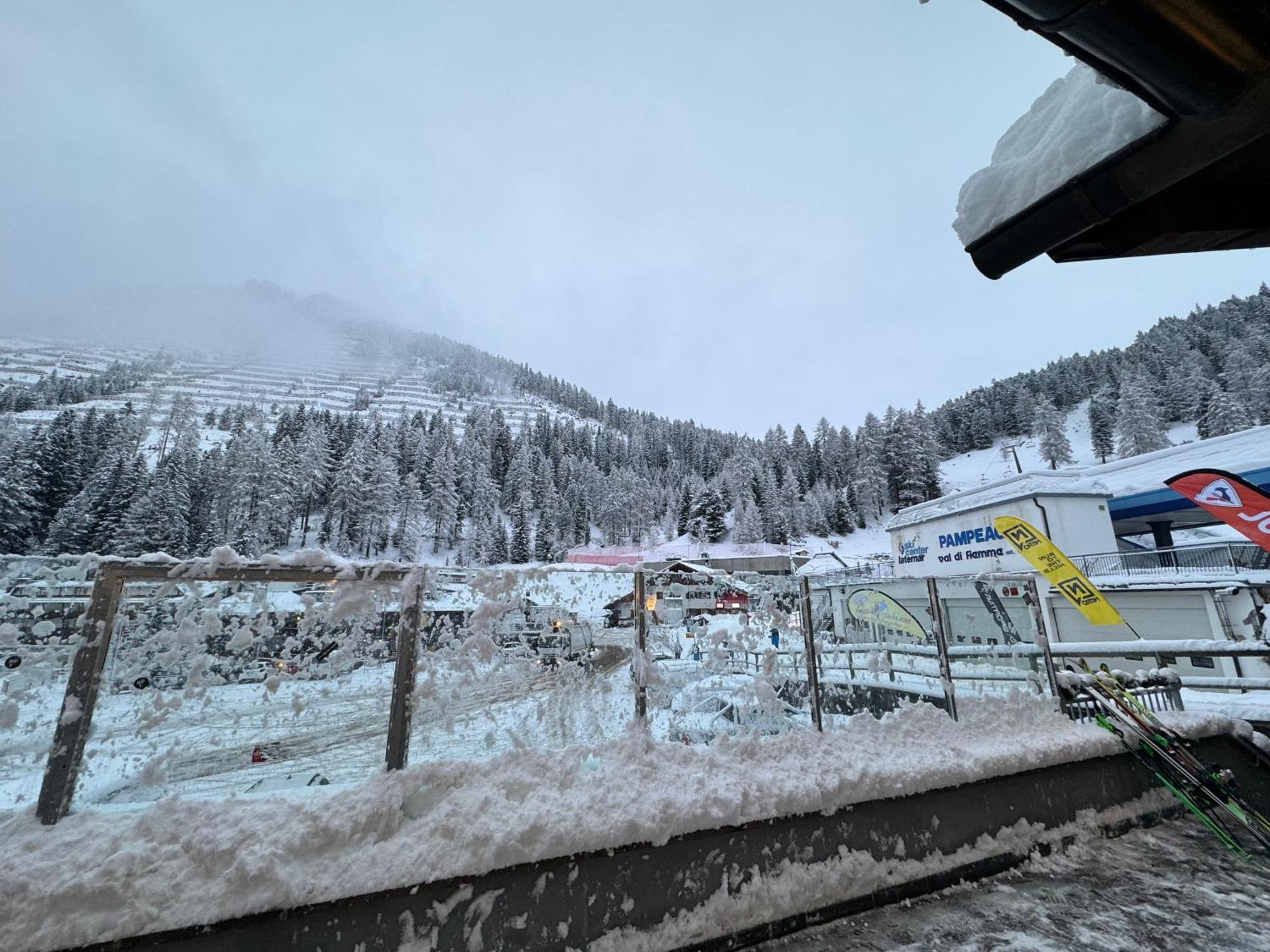 Ski Lodge Pampeago Tesero Exterior photo