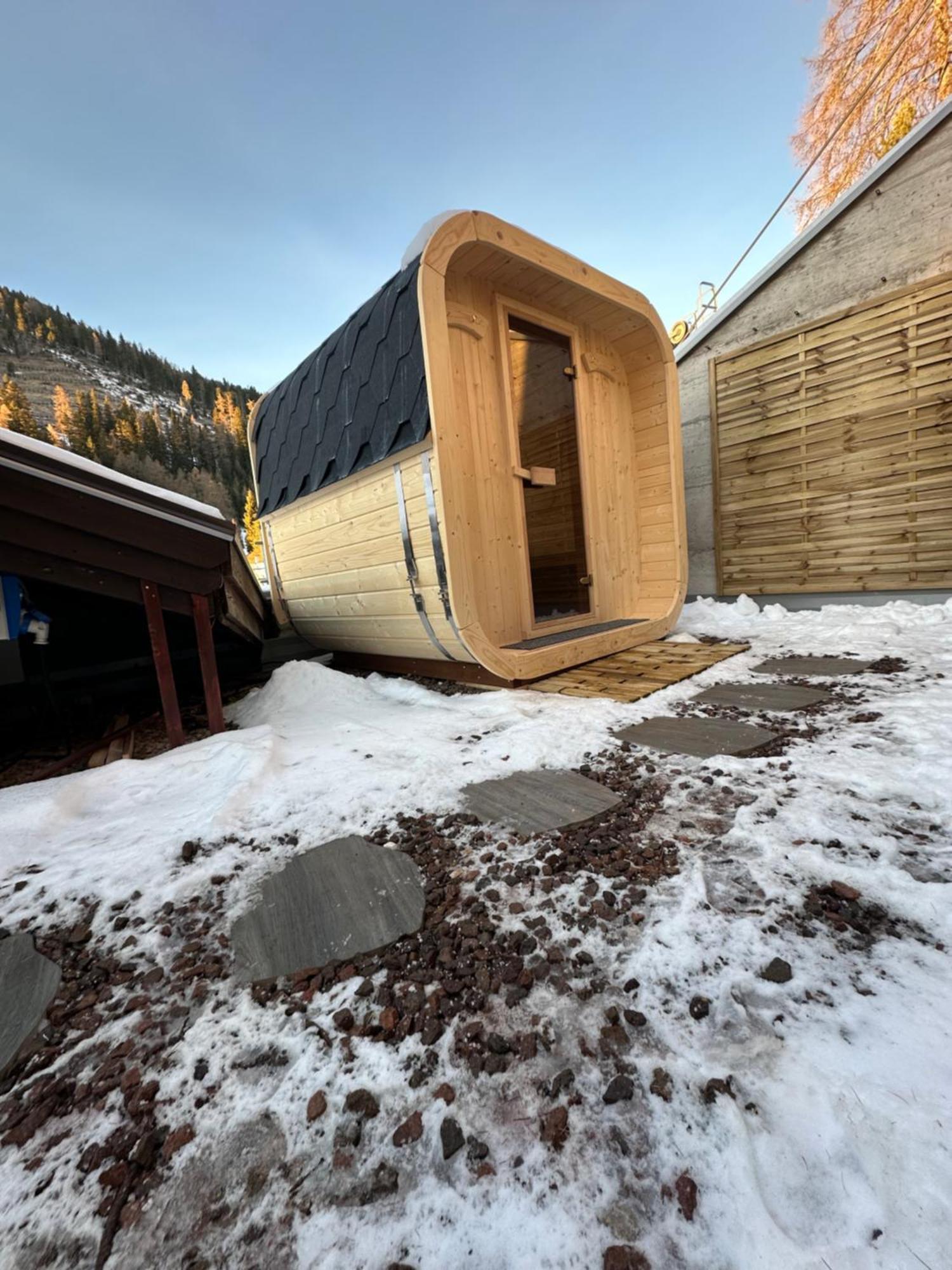 Ski Lodge Pampeago Tesero Exterior photo
